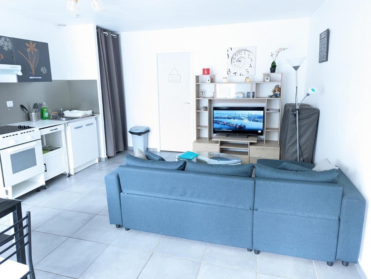 Apartment Bel T2 Climatise Avec Piscine Poitiers-futuroscope-creps De Poitiers *